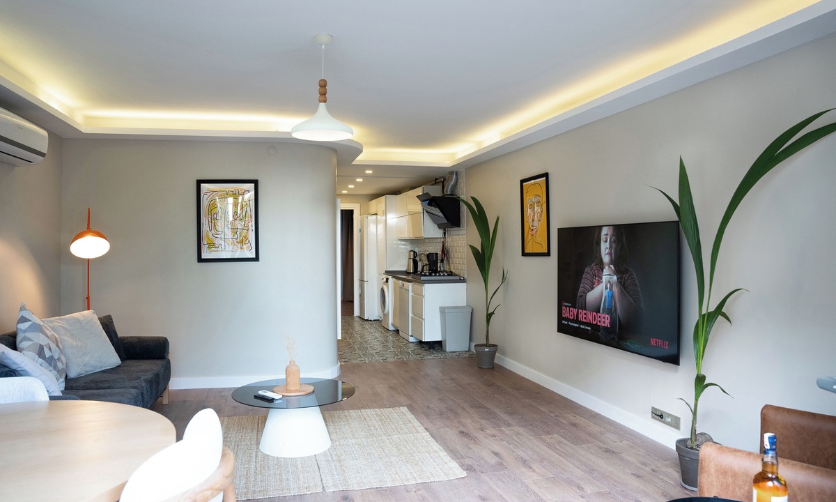 Ortakoy Apartment | Charming 1-bedroom apartment in wonderful Istanbul with AC, WiFi