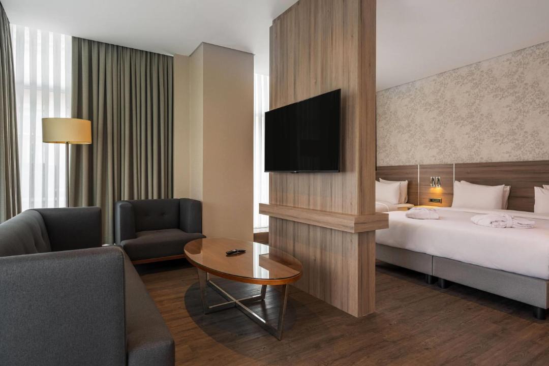 Bayrampasa Hotel | Ramada Encore Istanbul Bayrampasa
