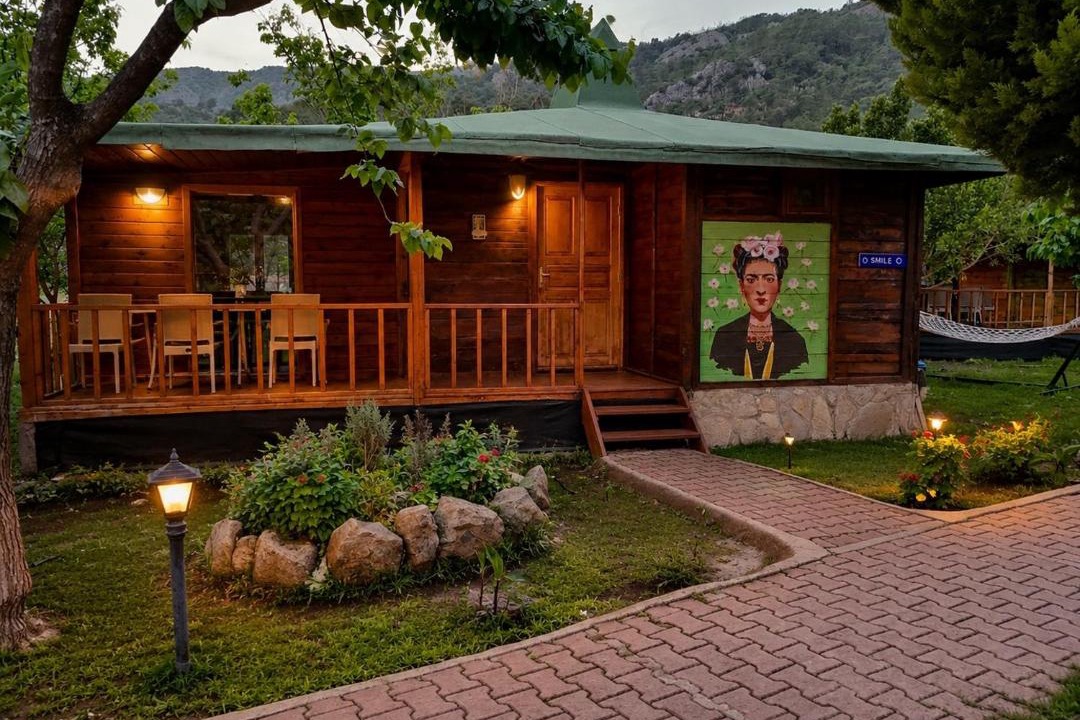 Cirali Hotel | Çıralı Likya Yanartaş Bungalow