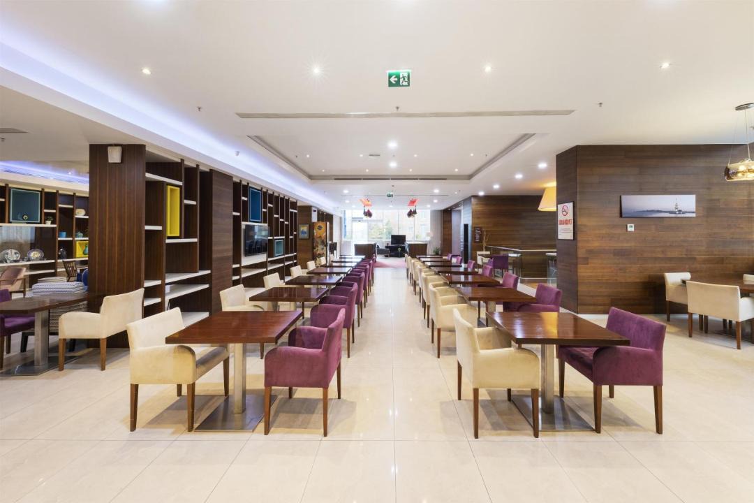 Basaksehir Hotel | Hampton by Hilton Istanbul Kayasehir
