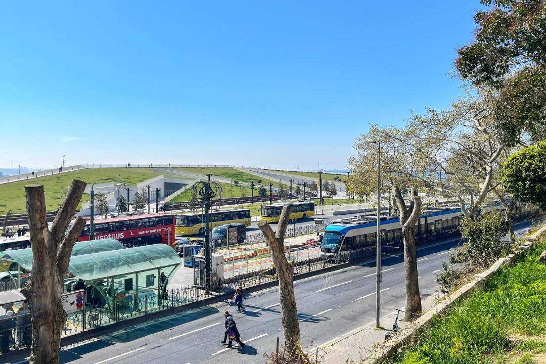 Kabatas Apartment | Bosphorus View Penthouse with Terrace