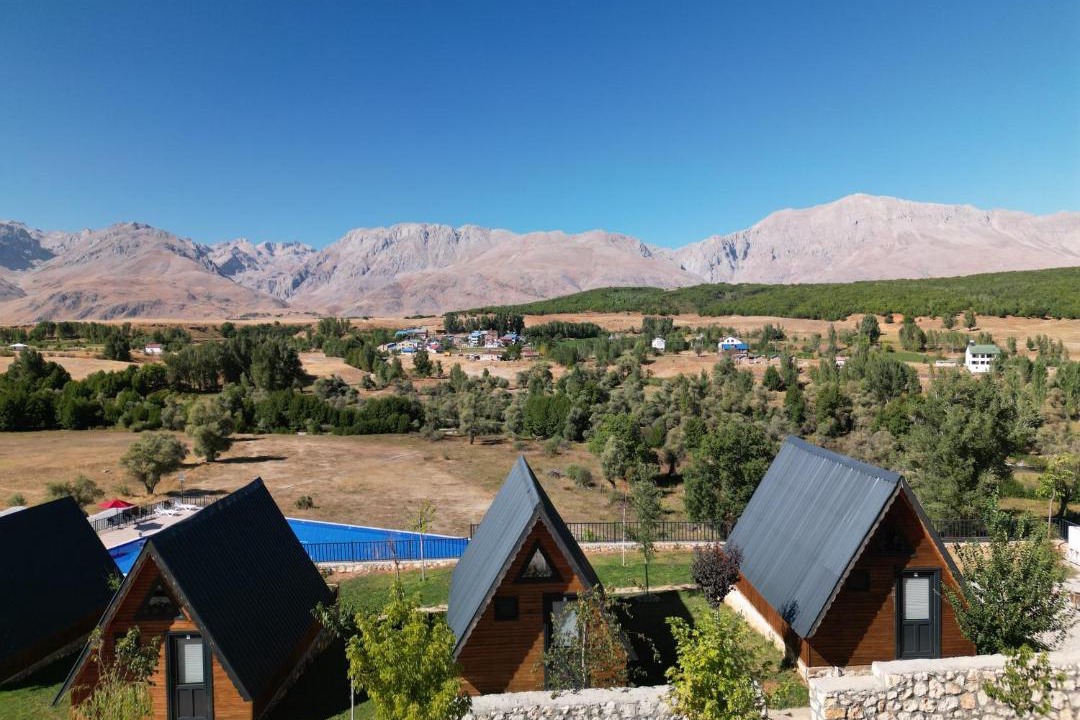 Ovacık House | Apeyron Bungalov & Pansiyon