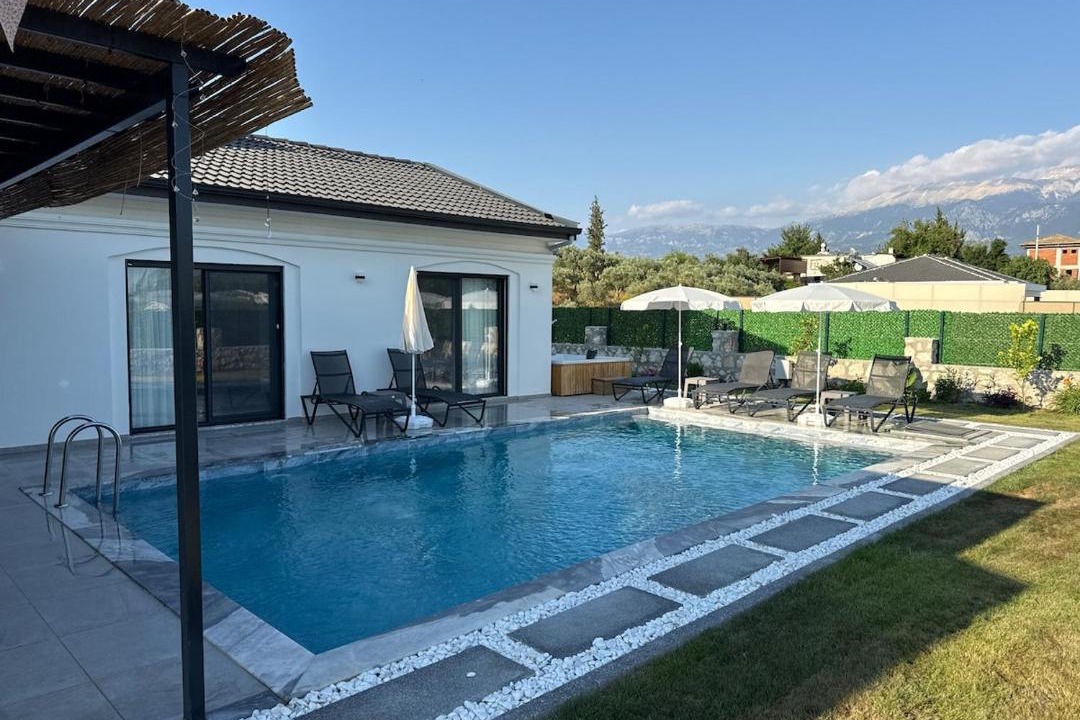 Faralya Villa | Private Pool Villa with Jacuzzi & Garden