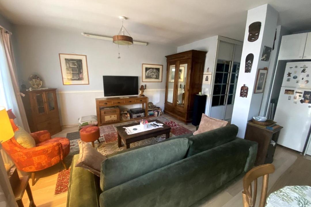 Old Town Apartment | Have a warm home in the center of Alsancak