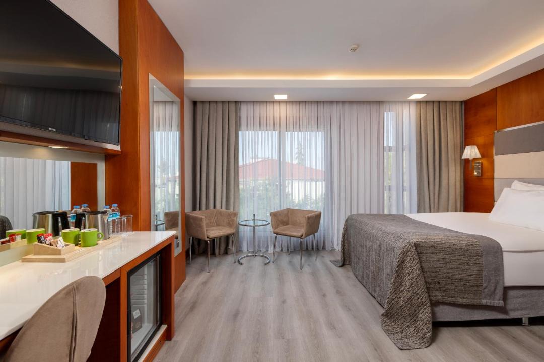 Gaziosmanpasa Hotel | Limak Ambassadore Hotel Ankara