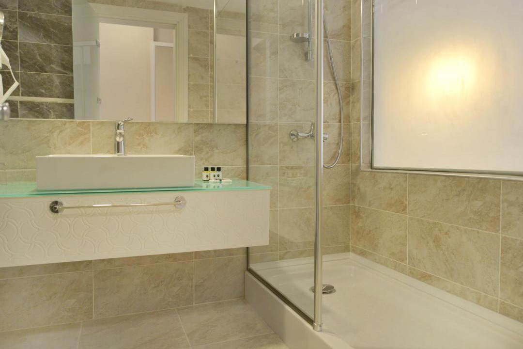 Karahayit Hotel | ADEMPİRA TERMAL&SPAHOTEL