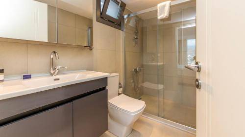 Photo of Bathroom in Golturkbuku