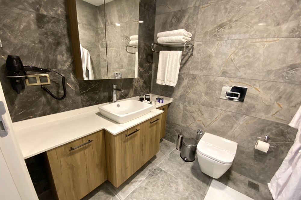 Photo of Bathroom in Zeytinburnu