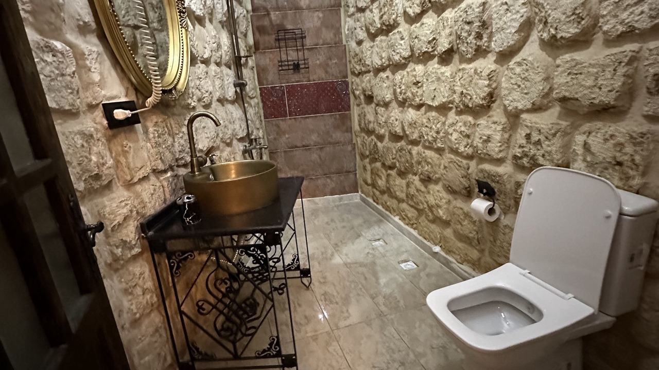 Photo of Bathroom in Midyat