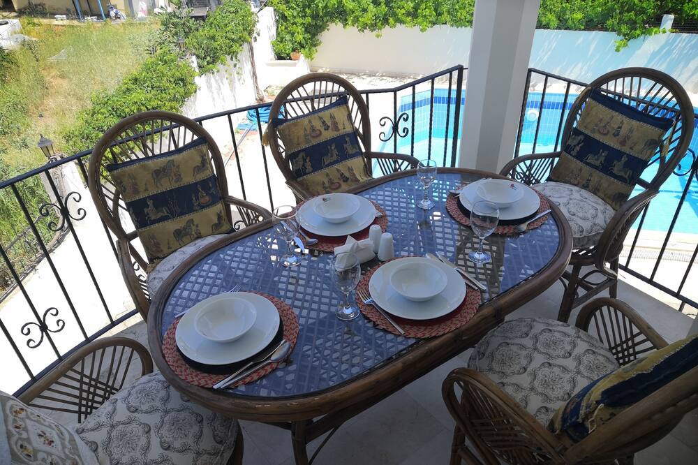 Photo of Patio Balcony in Hisaronu