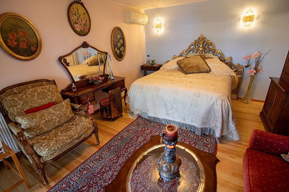 Photo of Bedroom in Adalar