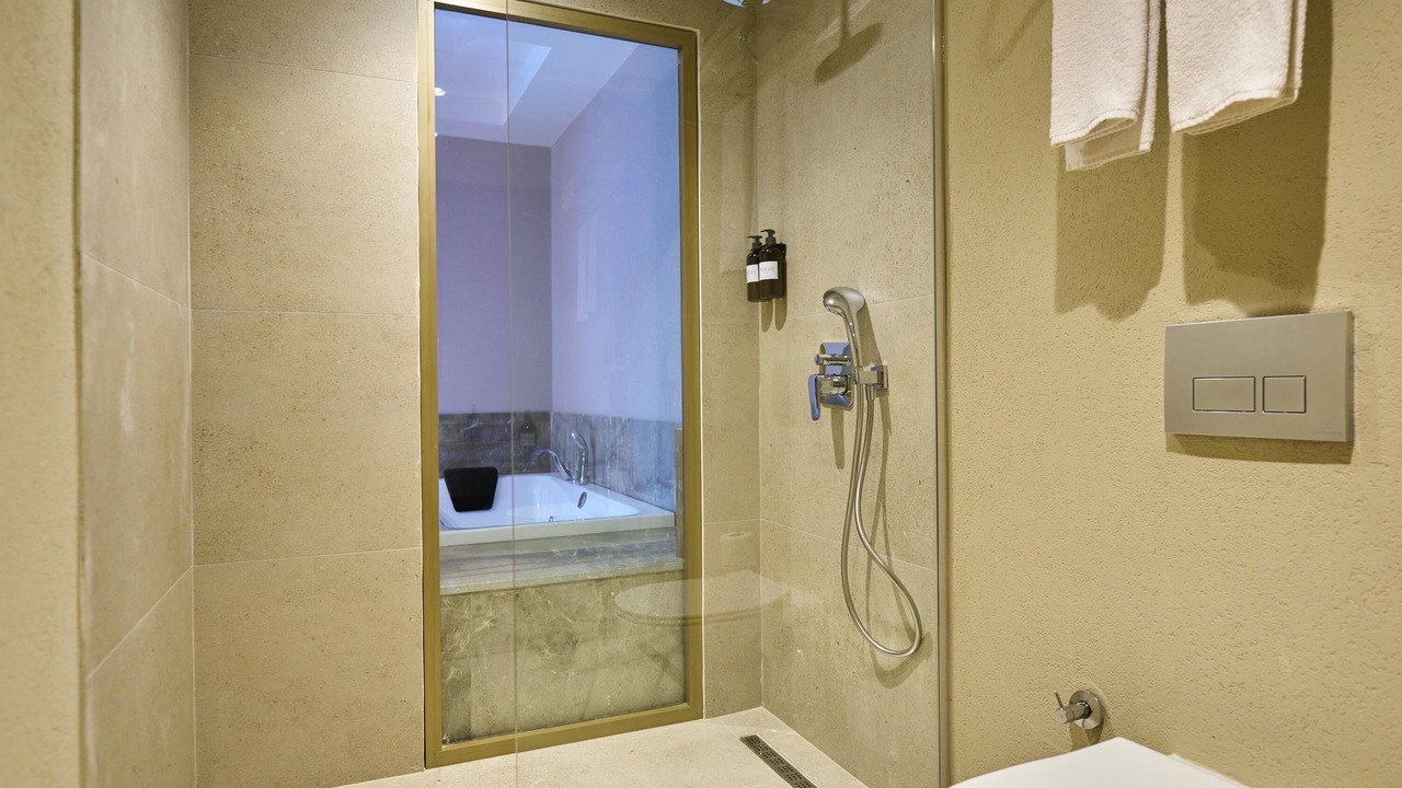 Photo of Bathroom in Muratpasa
