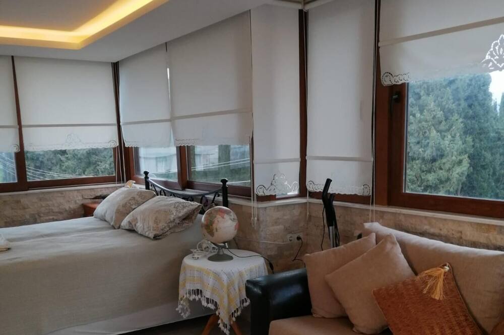 Photo of Bedroom in Cumhuriyet