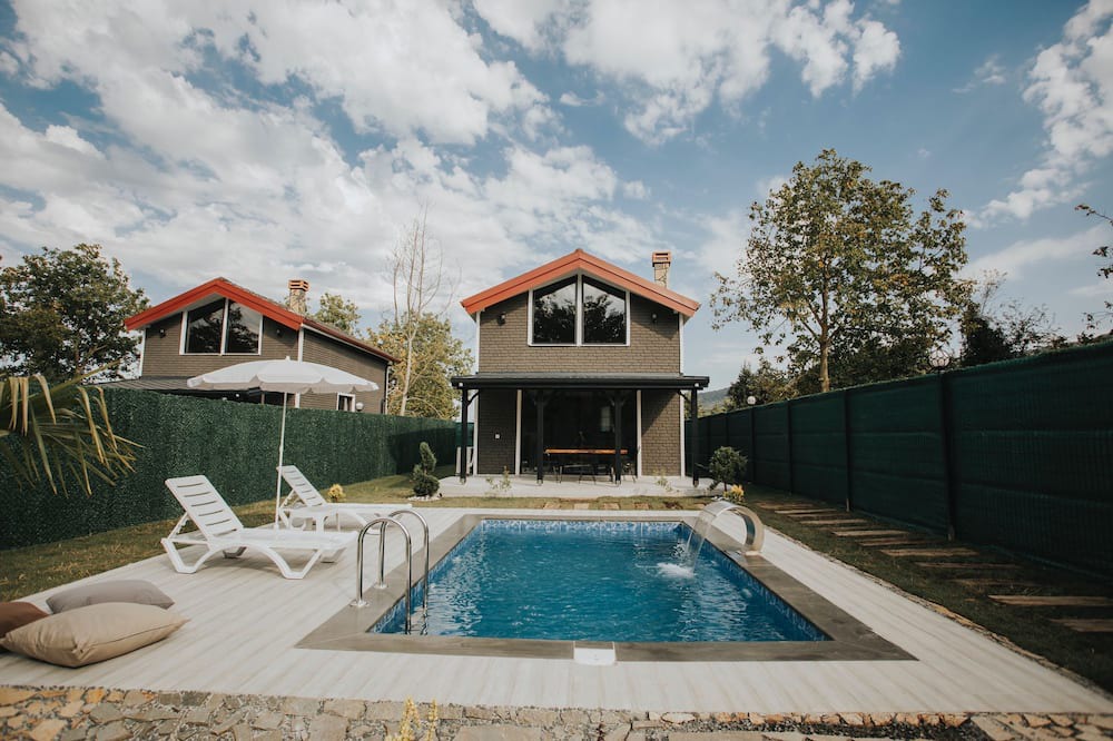 Photo of Outdoor in Yanik