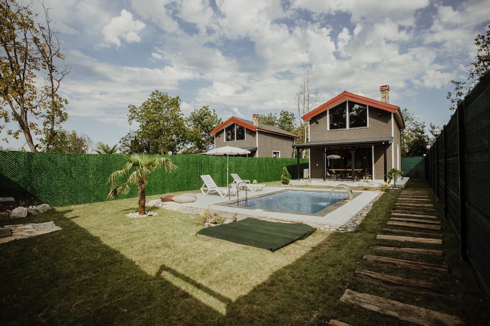 Photo of Outdoor in Yanik