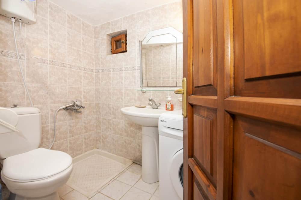 Photo of Bathroom in Mentese