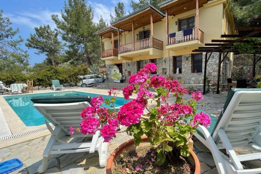 Photo of Outdoor in Uzunyurt
