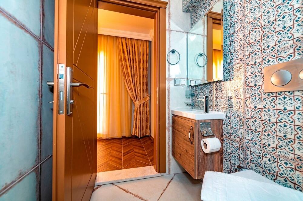 Photo of Bathroom in Hisaronu