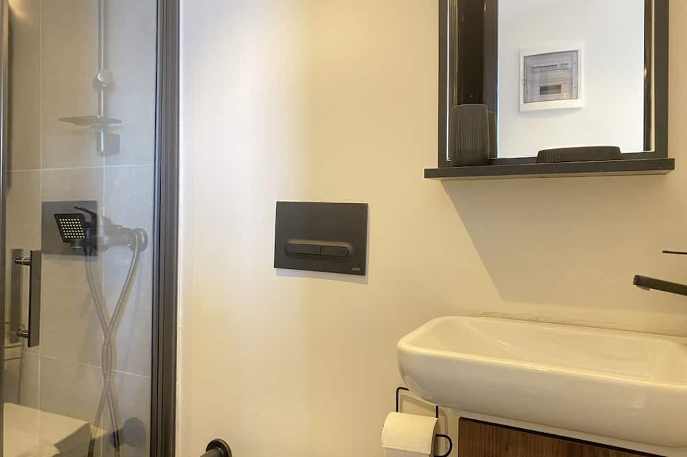 Photo of Bathroom in Cihangir