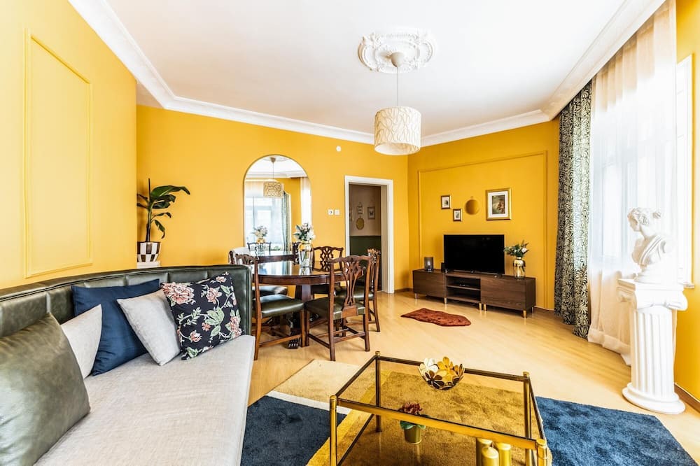Photo of Livingroom in Tophane