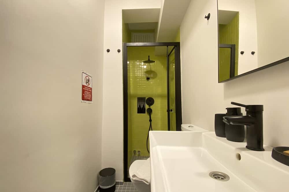 Photo of Bathroom in Cihangir