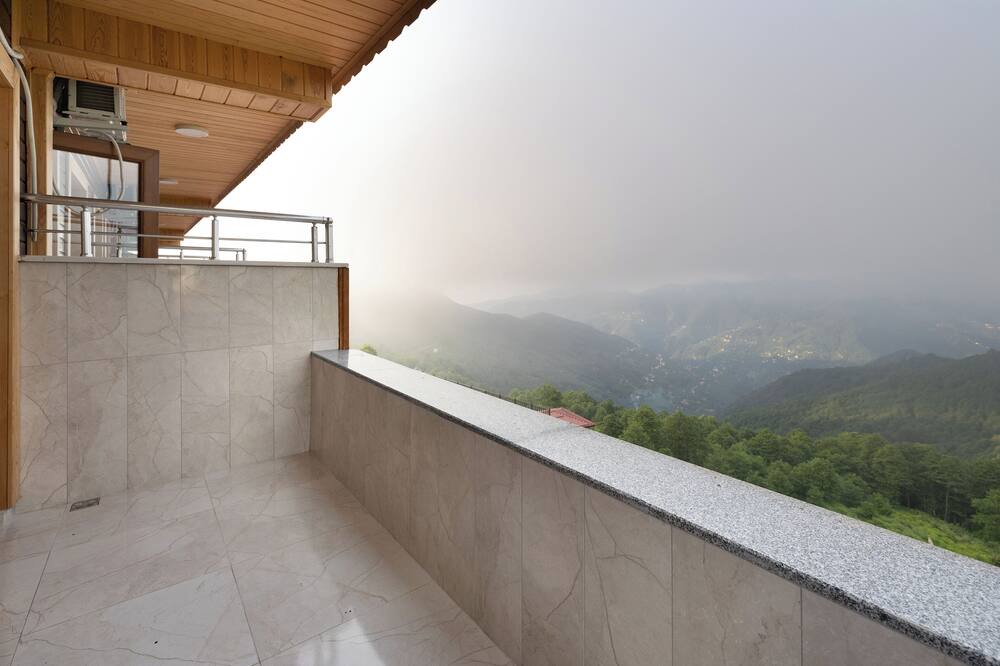 Photo of Patio Balcony in Surmene