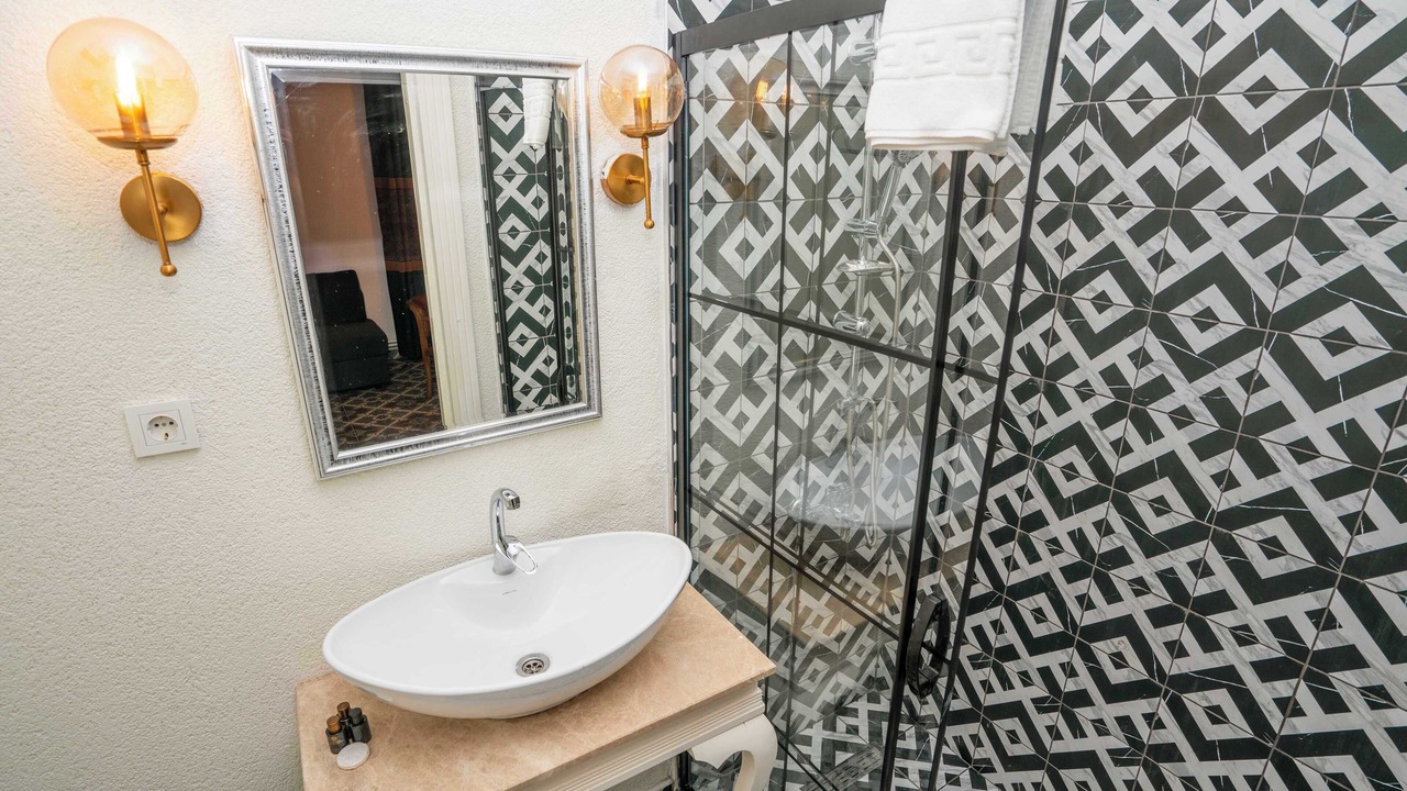 Photo of Bathroom in Adalar