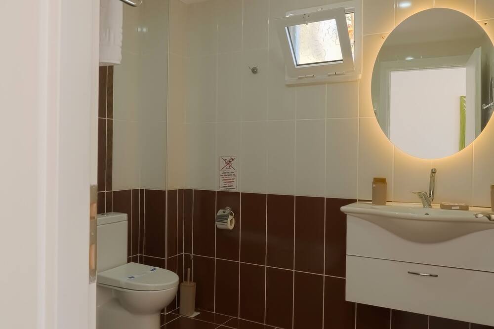 Photo of Bathroom in Mentese