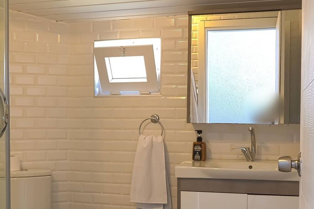 Photo of Bathroom in Mentese