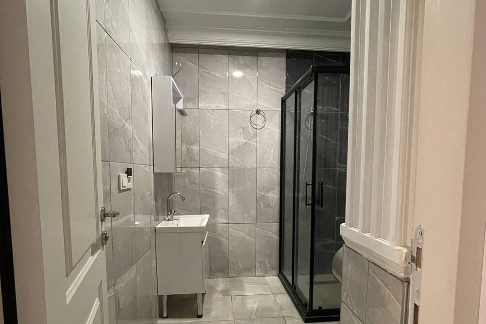 Photo of Bathroom in Serifali Mahallesi