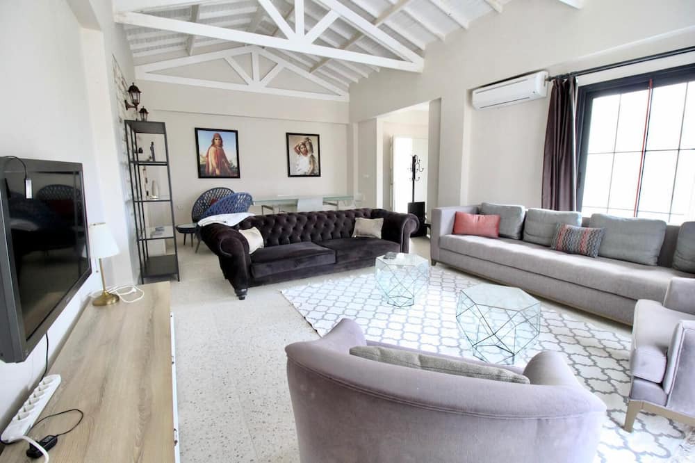 Photo of Livingroom in Cesme