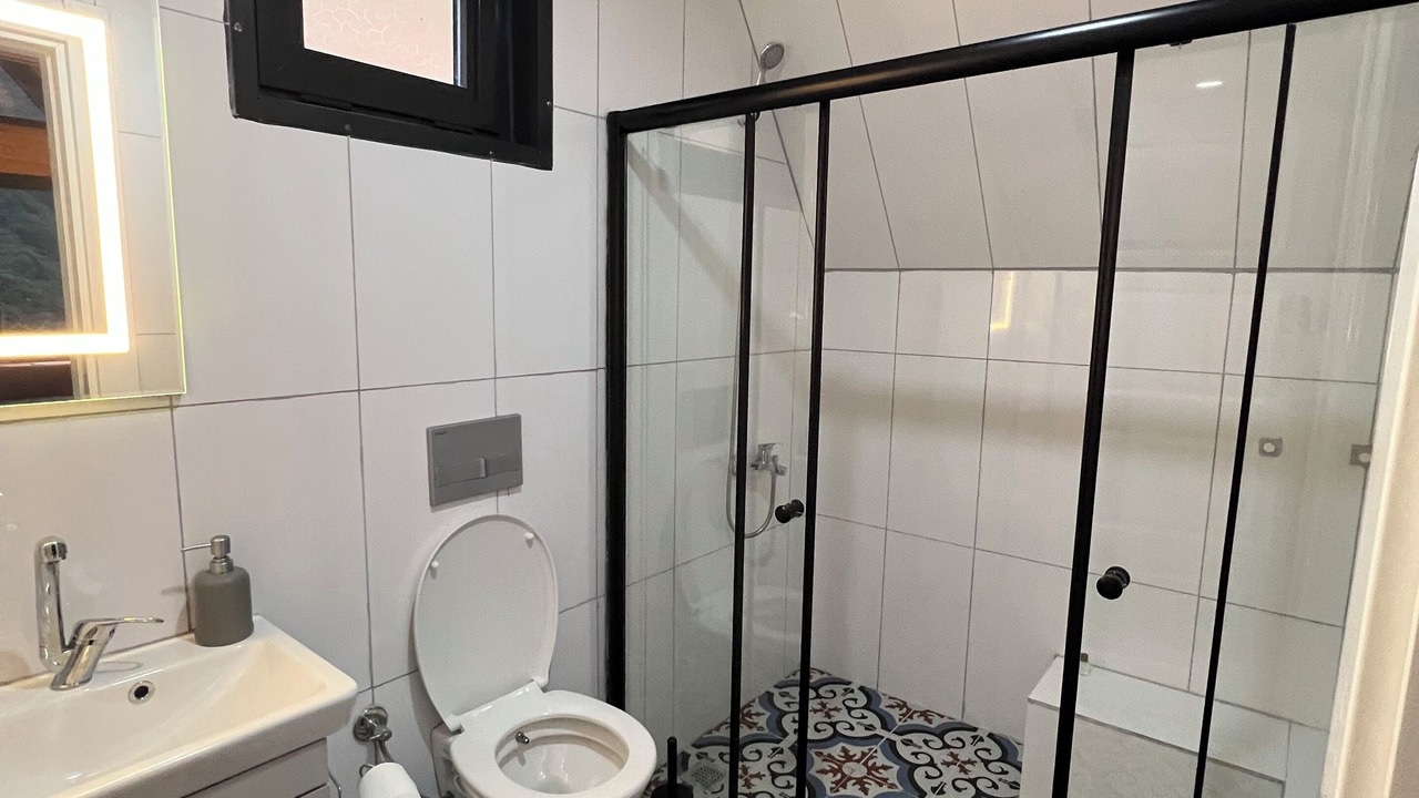 Photo of Bathroom in Yomra