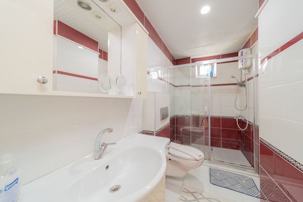 Photo of Bathroom in Konyaalti