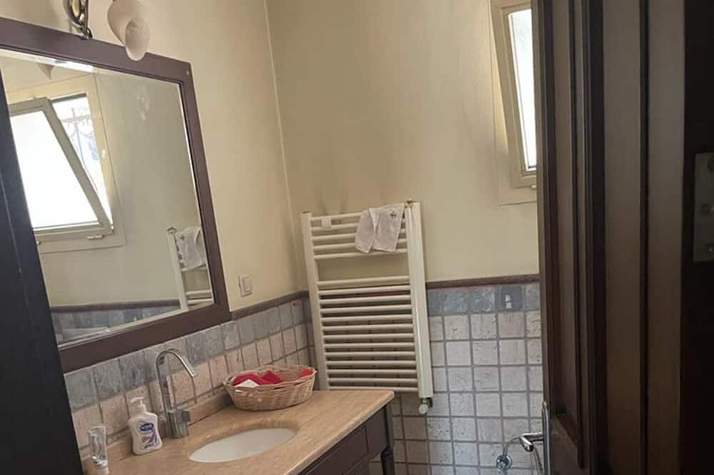 Photo of Bathroom in Esenyurt