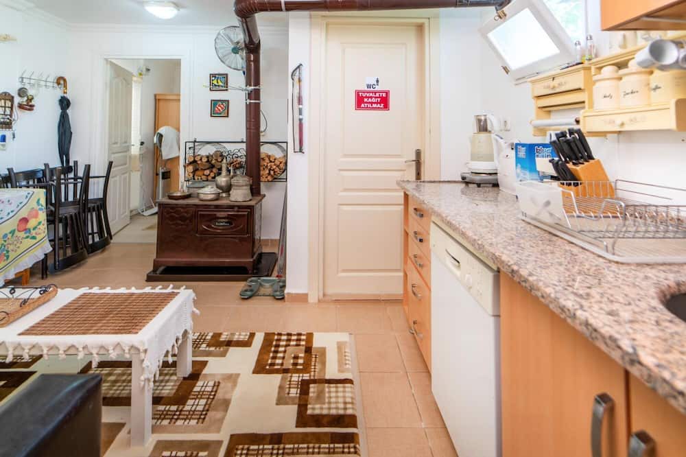 Photo of Kitchen in Koycegiz