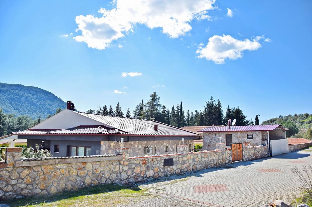 Photo of Outdoor in Uzumlu