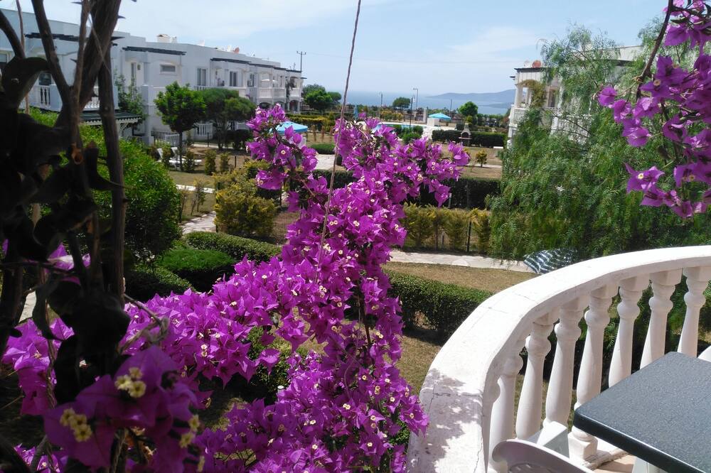 Photo of Patio Balcony in Bogazici