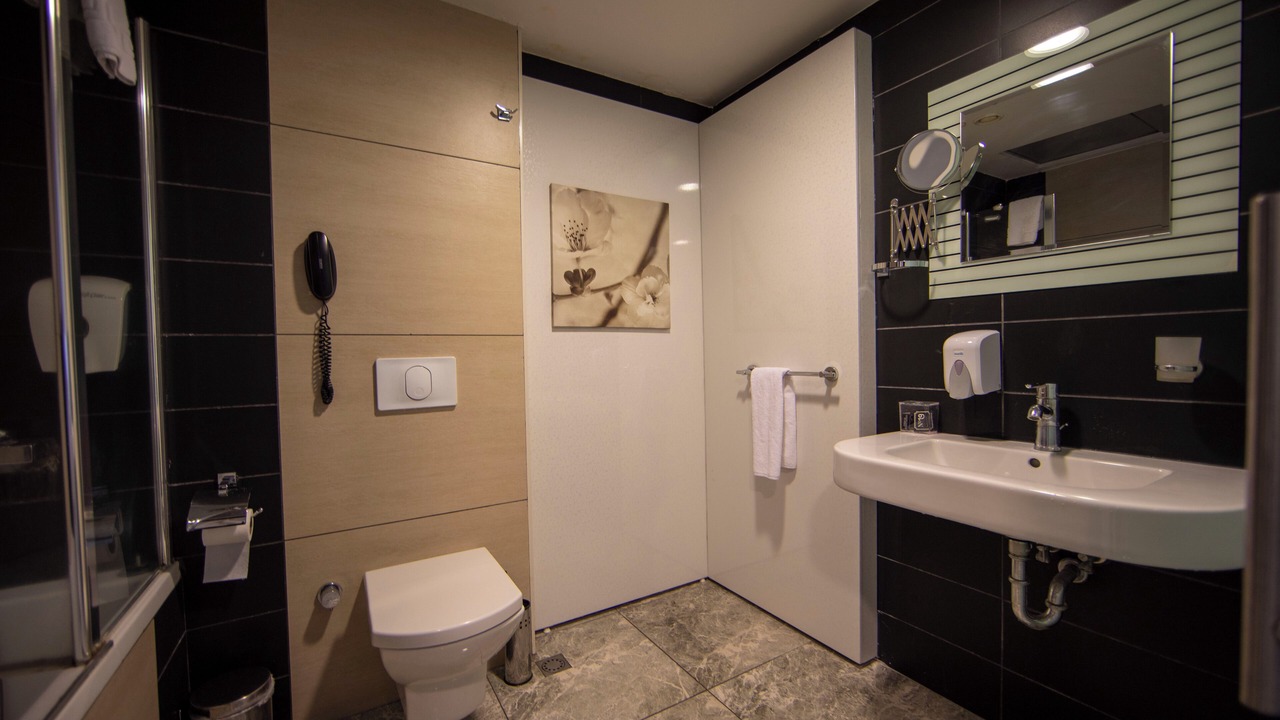 Photo of Bathroom in Birlik