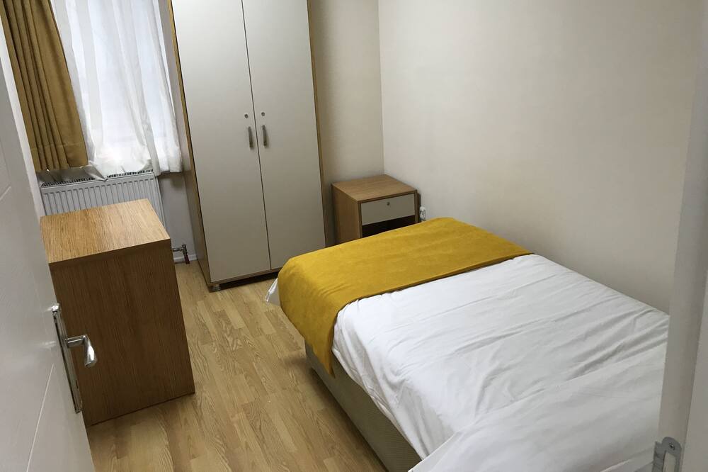 Photo of Bedroom in Besiktas