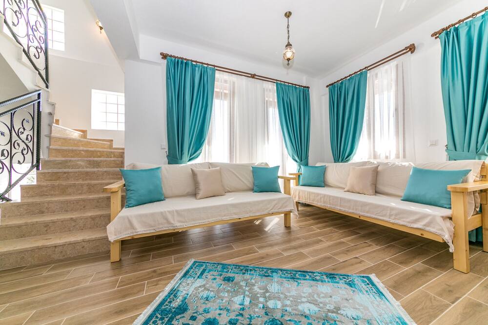 Photo of Livingroom in Akyaka