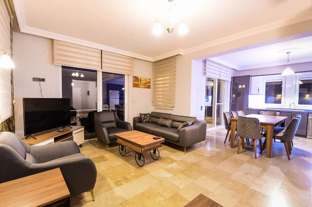 Photo of Livingroom in Faralya