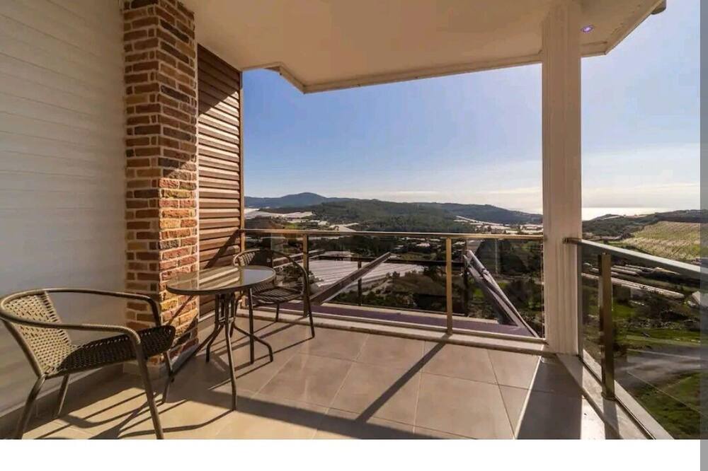 Photo of Patio Balcony in Seki