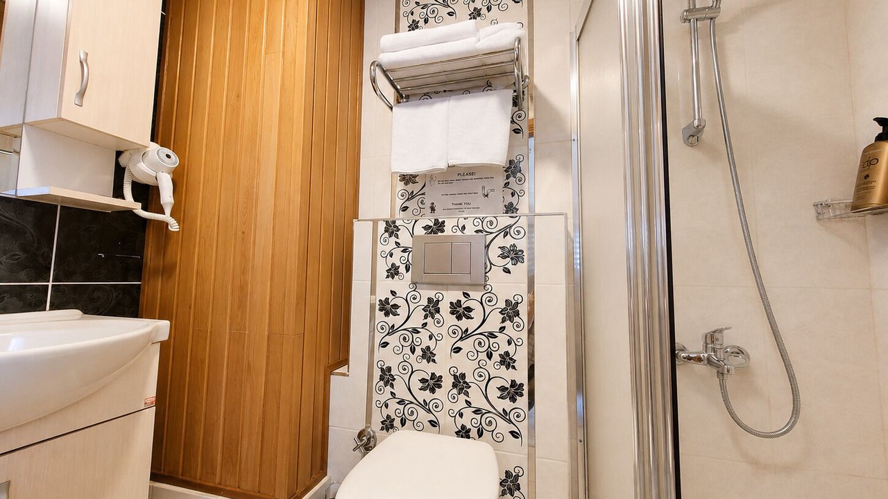 Photo of Bathroom in Kumkapi