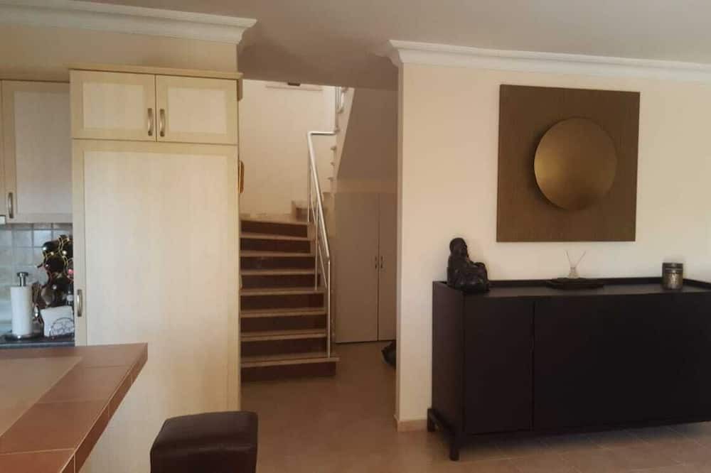 Photo of Livingroom in Side