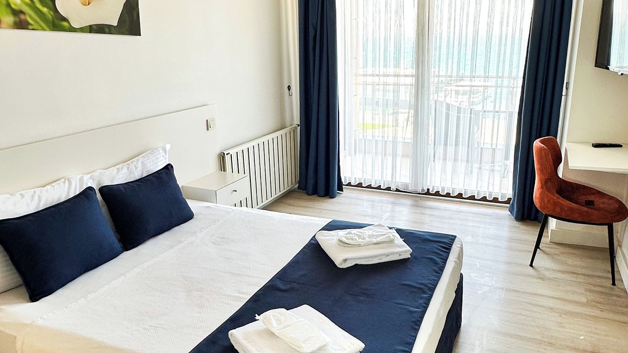 Photo of Bedroom in Adalar