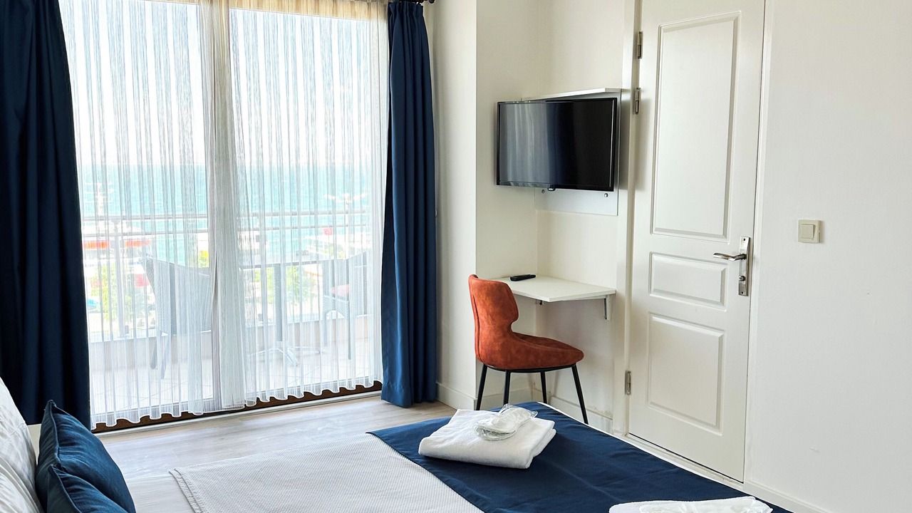 Photo of Bedroom in Adalar