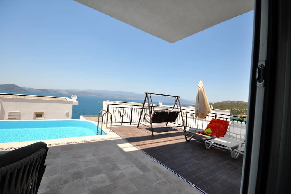 Photo of Patio Balcony in Bogazici