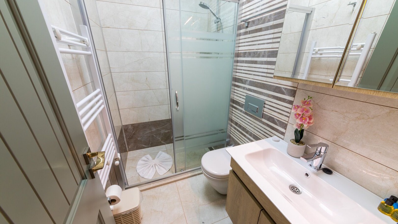 Photo of Bathroom in Mentese