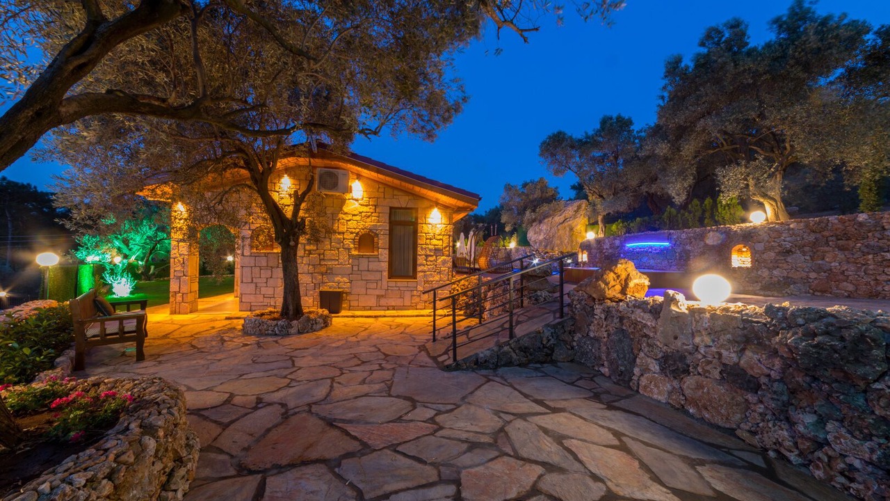 Photo of Outdoor in Mentese
