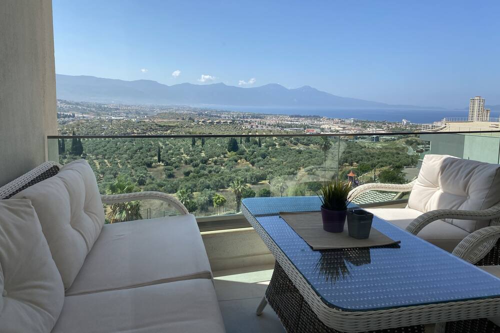 Photo of Patio Balcony in Kusadasi
